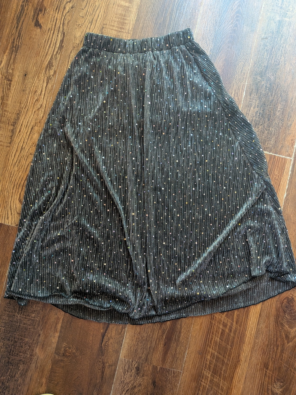 Umgee Black Midi Skirt with Multicolor Metallic Speckles